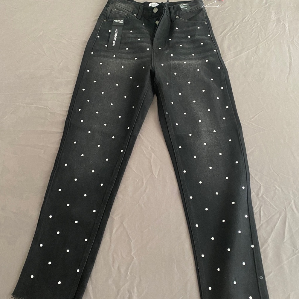 Juniors Dark Wash Bedazzled Straight Leg Raw Hem Jeans